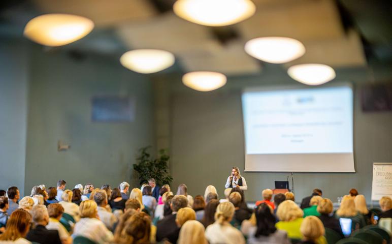 Vilniaus miesto bendrojo ugdymo mokyklų vadovų forumas „Gyvenimas mokykloje: pedagogai, komunikacija, įtrauktis“